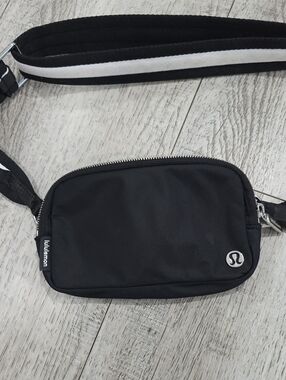 lululemon athletica Black Belt Bag with White-Trim Strap